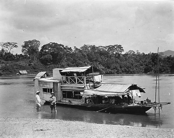 Henry Ridley and houseboat, Kuala Tembeling, Malaysia, 1911
