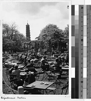 History Collection: Kew Pagoda from the Refreshment Pavillion