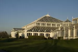 Images Dated 3rd December 2008: Temperate House Exterior