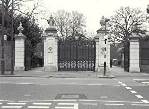 Images Dated 21st January 2010: Victoria Gate